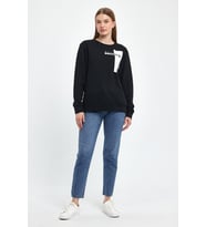 Kadın Bisiklet Yaka Rahat Kalıp 3 iplik Kalın W.Brooklyn Baskılı  Sweatshirt SPR24SWK31 (Siyah)
