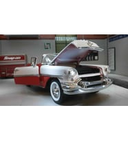 Welly 1955 Oldsmobile Super 88 Kırmızı 1/24 Model Araba