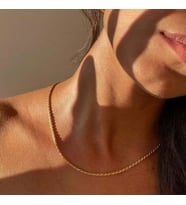 Jadenne Unisex Kısa Burma Burgu 45 Cm Orta Kalınlık Zincir Kolye Gold Çelik Üzeri Altın Kaplama