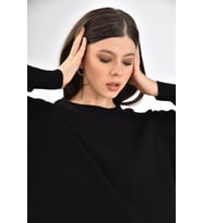Bisiklet Yaka Arkası Uzun Yırtmaçlı Mevsimlik Triko Kazak (Siyah)