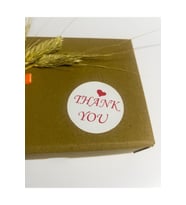 Thank You Kırmızı Yazılı üstü Kalpli Yuvarlak Yapışkanlı Etiket 3x3 cm 150 adet