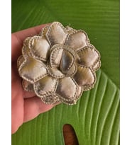 7X7 CM TASARIM ÇİÇEK BROŞ GİYİM YAKA AKSESUARI