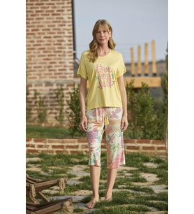 Monamise Kadın Yaprak Desenli ve Baskılı "Love Your Self" Kapri Takımı 24111 