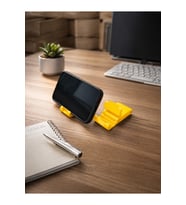 3Dmarketi 3’ü 1 Arada Mini Telefon Tutucu Anahtarlık Charm – Sarı 3,5 × 7 × 1 cm