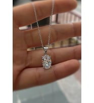 Gümüş oval 12x8 mm 4,5 carat tektaş kolye