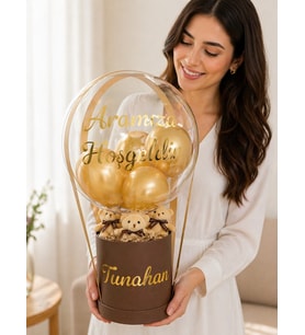 Kahverengi Silindir Kutuda Krem Ayıcıklı Kişiye Özel İsim Baskılı Premium Balon Kutusu Yenidoğan Kız  Erkek Bebek Hoşgeldin Bebek Doğum Günü Yıldönümü Sevgiliye Eşe Arkadaşa Hediye Anneler Günü