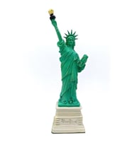 ABD New York Özgürlük Heykeli Reçine 27 cm (Karışık)