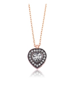 Gümüş Kalpli Bayan Kolye