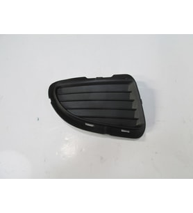 FIAT GRANDE PUNTO- 06/12; SİS LAMBA KAPAĞI SAĞ SİYAH (SİS DELİKSİZ)