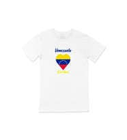 Karakas Venezuela Bayraklı Kalpli Tişört (Beyaz)