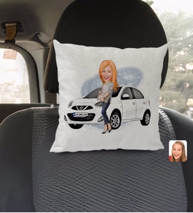 BK Gift Kişiye Özel Plakalı Kadın Nissan Micra Karikatürlü Kare Araç Koltuk Yastığı-1