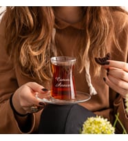 Kişiye Özel Çay Bardağı Seti  4 Adet Çay Bardağı ve Altlık (Karışık)