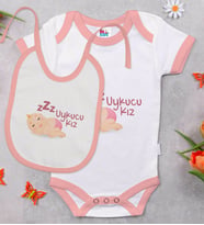 BK Kids Uykucu Kız Tasarımlı Pembe Bebek Body Zıbın ve Mama Önlüğü Hediye Seti-1