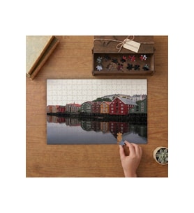 Renkli Evler - Sahil Tasarımı 240 parça Ahşap Puzzle Ahşap Kutuda MP04644