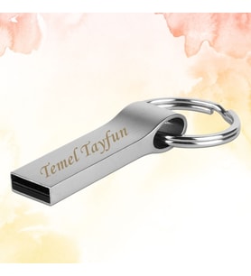 KİŞİYE ÖZEL İSİM BASKILI METAL KUTULU METAL USB BELLEK 32 GB
