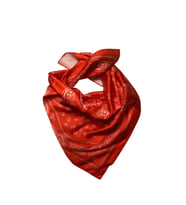 Turuncu Klasik Bandana Desenli Kare Fular