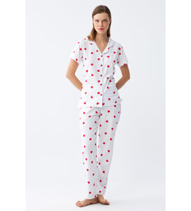 Akbeniz Kadın Beyaz Kırmızı Kalpli Önden Düğmeli Pijama Takımı