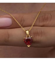 Gümüş Gold Kırmızı Taşlı Kalpli Kadın Kolye