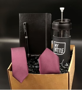 Babalar Gününe Özel Kişiye Özel Siyah Termo Defter& Siyah Roller Kalem&  French Press Cam Mug& Bordo Kravat Hediye Seti