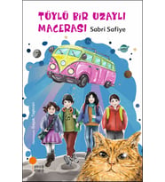 Tüylü Bir Uzaylı Macerası - Sabri Safiye
