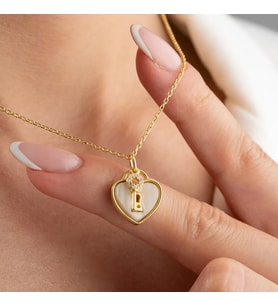 Vaoov 925 Ayar Gümüş Opal Taşlı Kalp ve Anahtar Kolye (Gold)