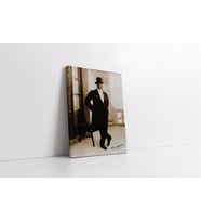 Atatürk Fransada Smokinli Pozu
