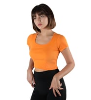 Kadın Turuncu Havuz Yaka Fitted/vücuda Oturan Kısa Kol Crop Tişört 23K-TRP-CRP04