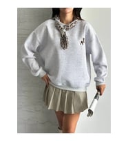 Fular Ve Nakışlı Detaylı Oversize Sweatshirt