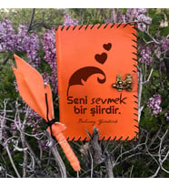 Seni Sevmek Bir Şiirdir İsme Özel Deri Defter (Taba)