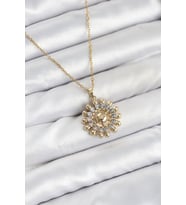 316L Çelik Zincir Gold Renk Güneş Model Kadın Kolye - TJ-BKO10605
