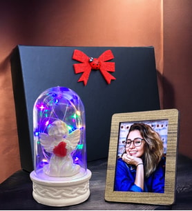 Sizelere Özel Hazırlanacak Fotoğraflı Renkli Led Işıklı Fanus, Siyah Hediye Kutusunda (Model 1)