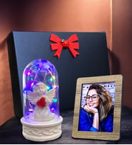 Sizelere Özel Hazırlanacak Fotoğraflı Renkli Led Işıklı Fanus, Siyah Hediye Kutusunda (Model 1)