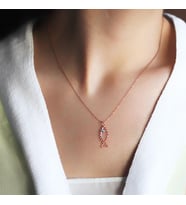 Rose Kaplama 925 Ayar Gümüş Balık Sembollü Firuze Taşlı Kolye