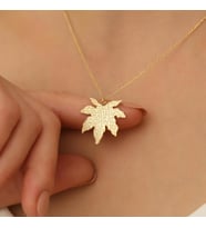 925 Ayar Gümüş Dokulu Yaprak Desenli Kolye (Gold)