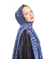 Leopar Desen Modal Seri Şal Eşarp Askısı İle Birlikte 75x200 Lacivert-75x200