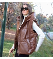 Deseo Boutique Kadın Kahverengi Suni Deri Kapşonlu Cepli Kolsuz Yelek Mont