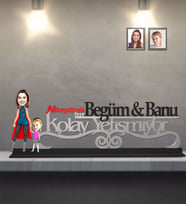 Kişiye Özel Anneler Günü Anne Kız Karikatürlü Kolay Yetişmiyor Ahşap Biblo Model-5