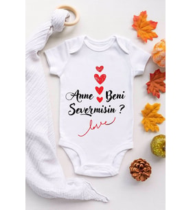 Beni Severmisin Anne Desenli Kısa Kol Body