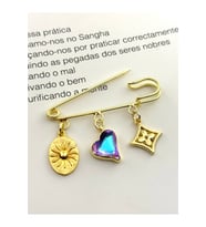 Altın Renk Broş İskoç İğnesi Yaka İğnesi Charmlı İğne Çengelli İğne Güneş Hologram Kalp Yonca (Gold)