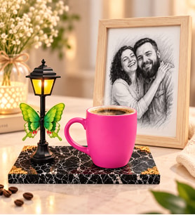 Kişiye Özel Karakalem Fotoğraflı Ahşap Çerçeve ve Sokak Lambalı Pembe Kupa Bardak Seti