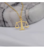 Kişiye Özel 925 Ayar Gümüş Terazi Figürlü Kolye (Gold)