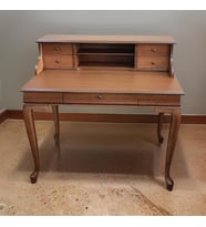 Çalışma Masa ST 90400 Klasik Model Kayın Aslan Ayak CEVİZ Eskitme Kulp El Yapımı