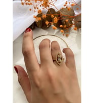 Baget Taşlı Baklava Şekilli Şık Yüzük (Gold)