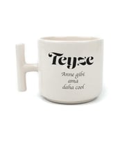 Teyze Baskılı Beyaz Kulplu T Kupa