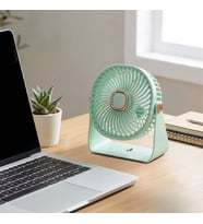 3 Kademeli Masaüstü Fan – Duvara Asılıp Sabitlenebilen Standlı Kaydırmaz Pedli Mini Fan ZB112 (5680)