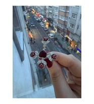 Gotik Kırmızı Gül Detaylı Haç Şeklinde Kalp Ayarlanabilir Gothic Kadın Yüzük