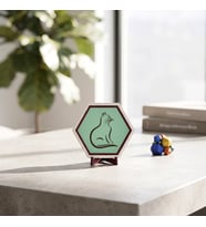 Oturan Kedi Figürlü Dekoratif Masaüstü Süsü Çalışma Masalarınıza Sevimli Bir Dokunuş 10x10 cm