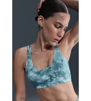 Nike Zenvy Light-Support Padded Printed Womens Bra Desenli Kadın Sporcu Sütyeni Mavi