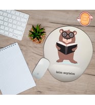 Kişiye Özel Gözlüklü Kitap Okuyan Ayı Temalı Bilek Destekli Mouse Pad