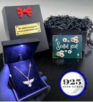 Size Özel İsimli Kutuda 925 Ayar Gümüş Zümrüdü Anka Kuşu Kolye - Işıklı Kolye Kutusunda